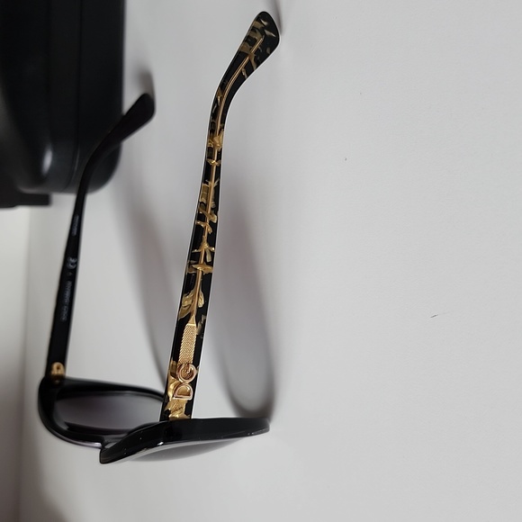 Dolce & Gabbana Sunglasses - Picture 6 of 11